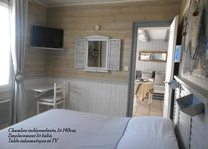ILE de RE, LA DANAE avec VELOS, WIFI, CUISINE Parking gratuit