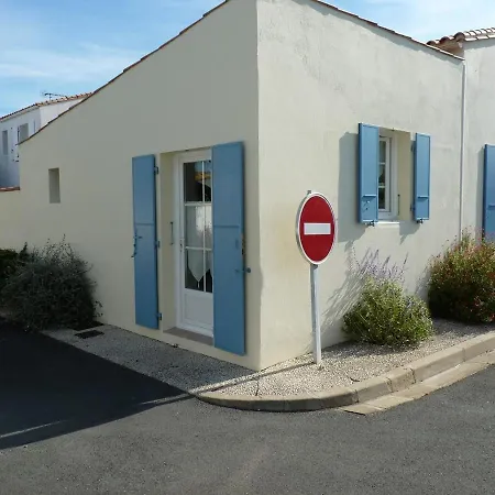 LA DANAE ILE DE RE, VELOS, WIFI, CUISINE, LINGE, Parking gratuit Saint-Martin-de-Ré Exterior foto