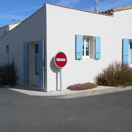 LA DANAE ILE DE RE, VELOS, WIFI, CUISINE, LINGE, Parking gratuit Saint-Martin-de-Ré Exterior foto