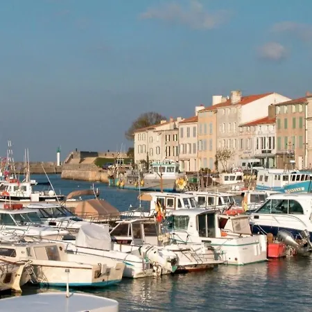 LA DANAE ILE DE RE, VELOS, WIFI, CUISINE, LINGE, Parking gratuit Saint-Martin-de-Ré Exterior foto